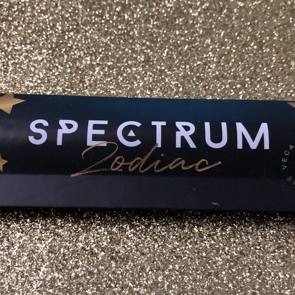 Spectrum Zodiac B07 Tall Crease Blender NEW BNIP - Picture 4 of 5